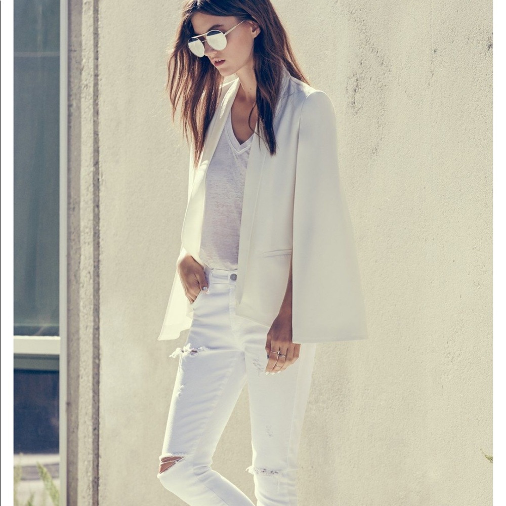 White cape blazer never been worn new with tags
